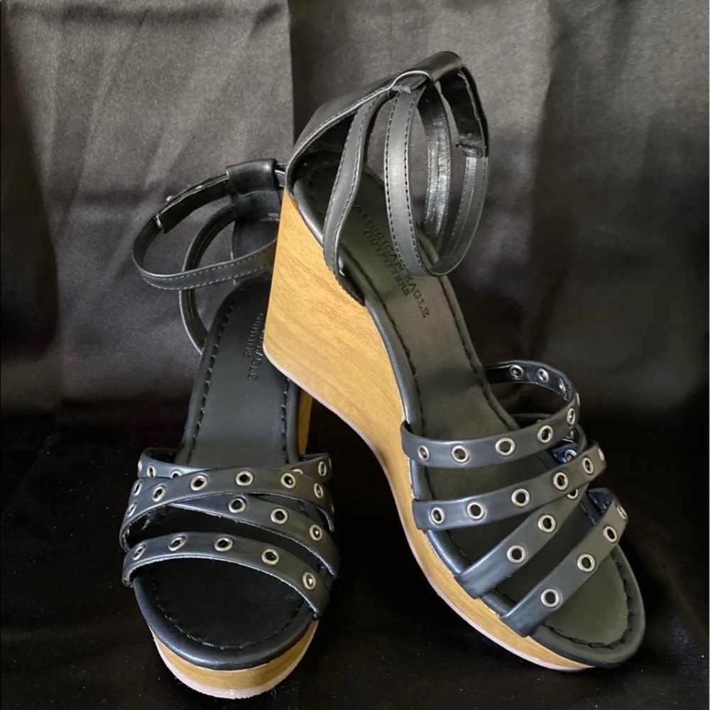 American Eagle Black Wedge Sandals